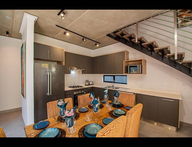 3 BEDROOM TOWNHOUSE FOR SALE IN MENLO PARK